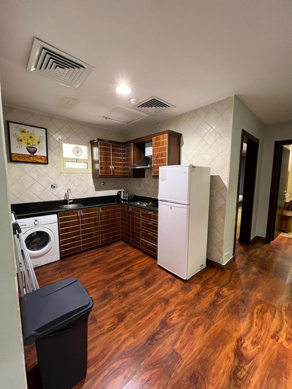 Al Masem Serviced Apartments - Exit 9 Эр-Рияд Экстерьер фото